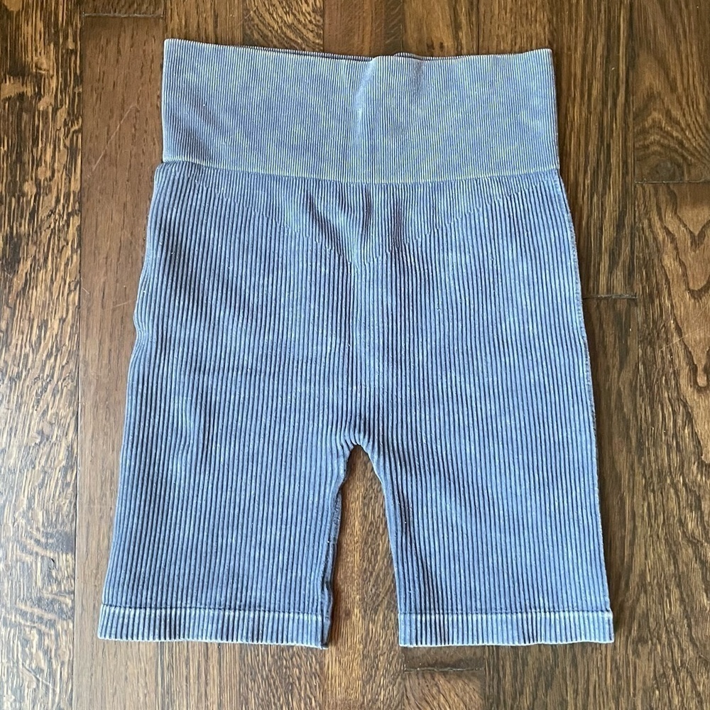 Aura shorts